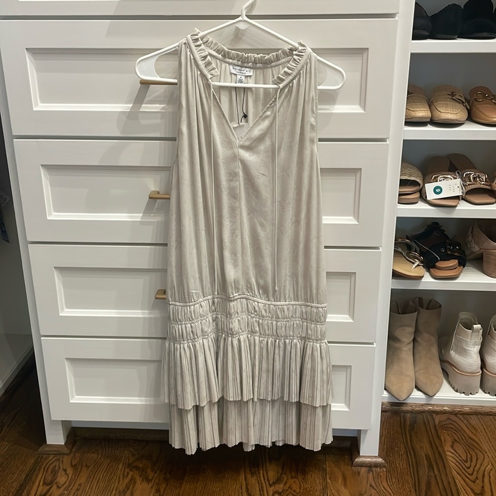 Brand new Current Air touched waist cream dress